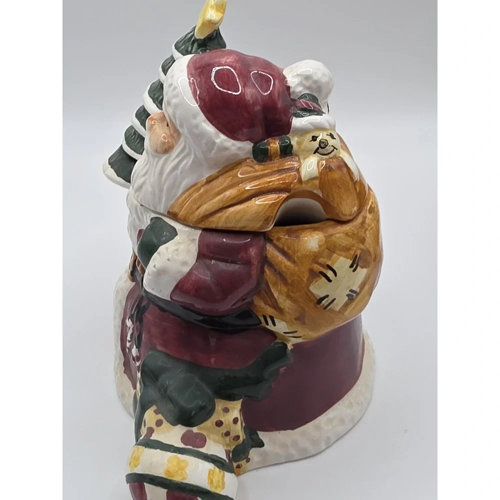 Hometrends Ceramic Santa Sugar and Creamer set Christmas Decorations